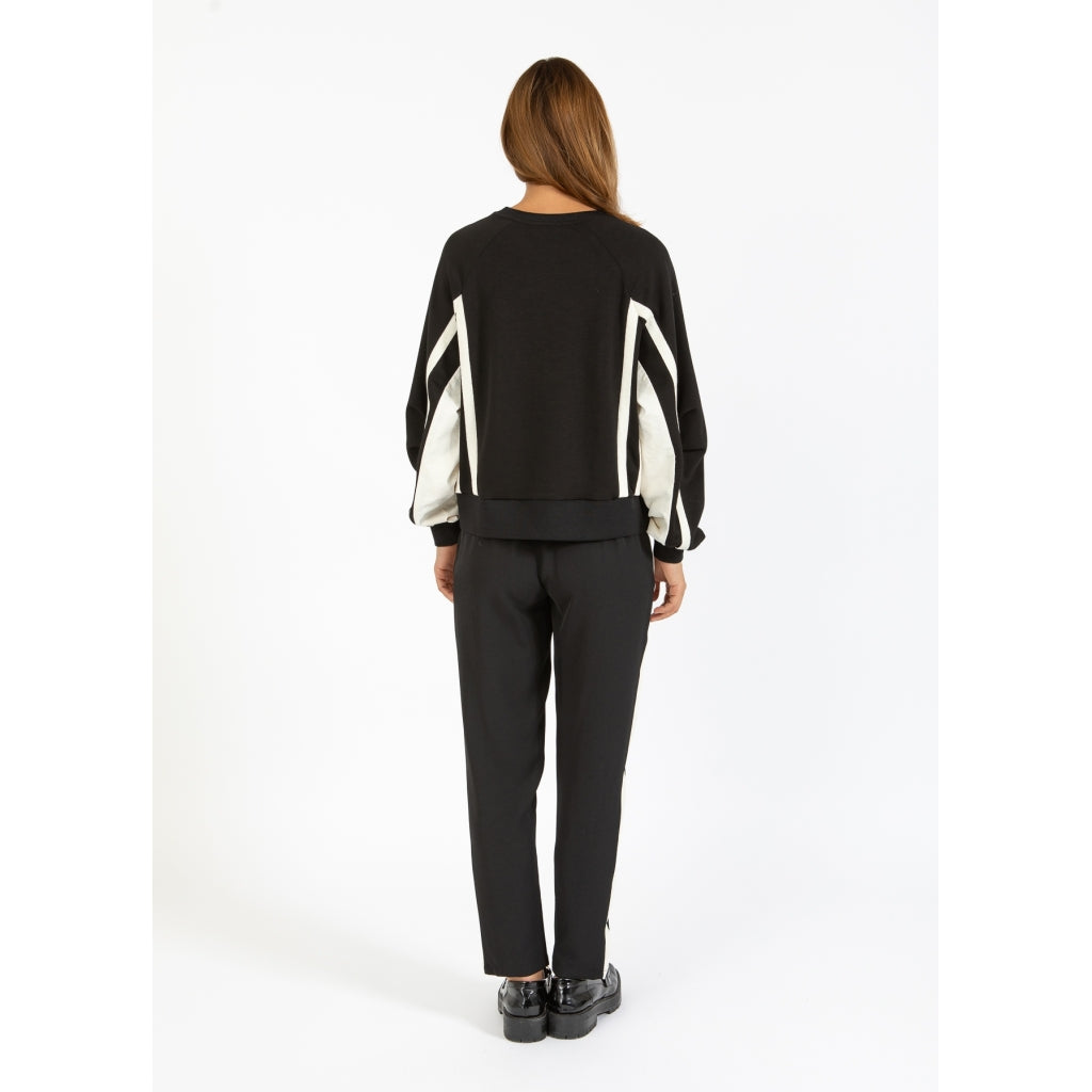 Coster Sporty Sweater Black and Cream 251-1123