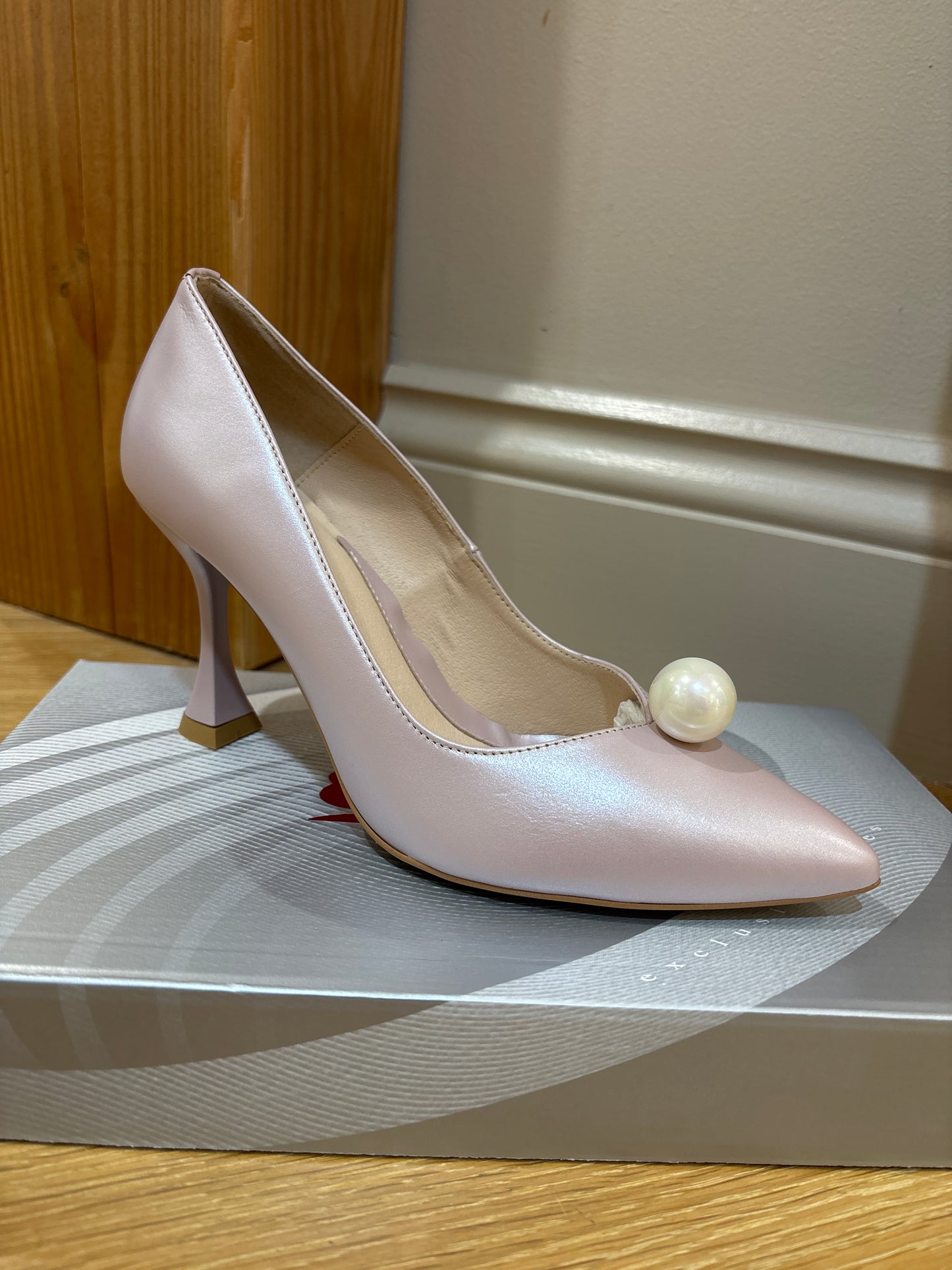 Emis Pink Pearl Shoe Cuban Heel