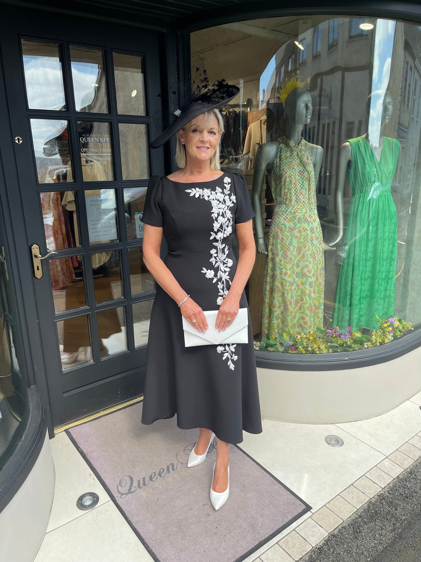 John Charles 66319 Black And White Crepe And Lace Applique