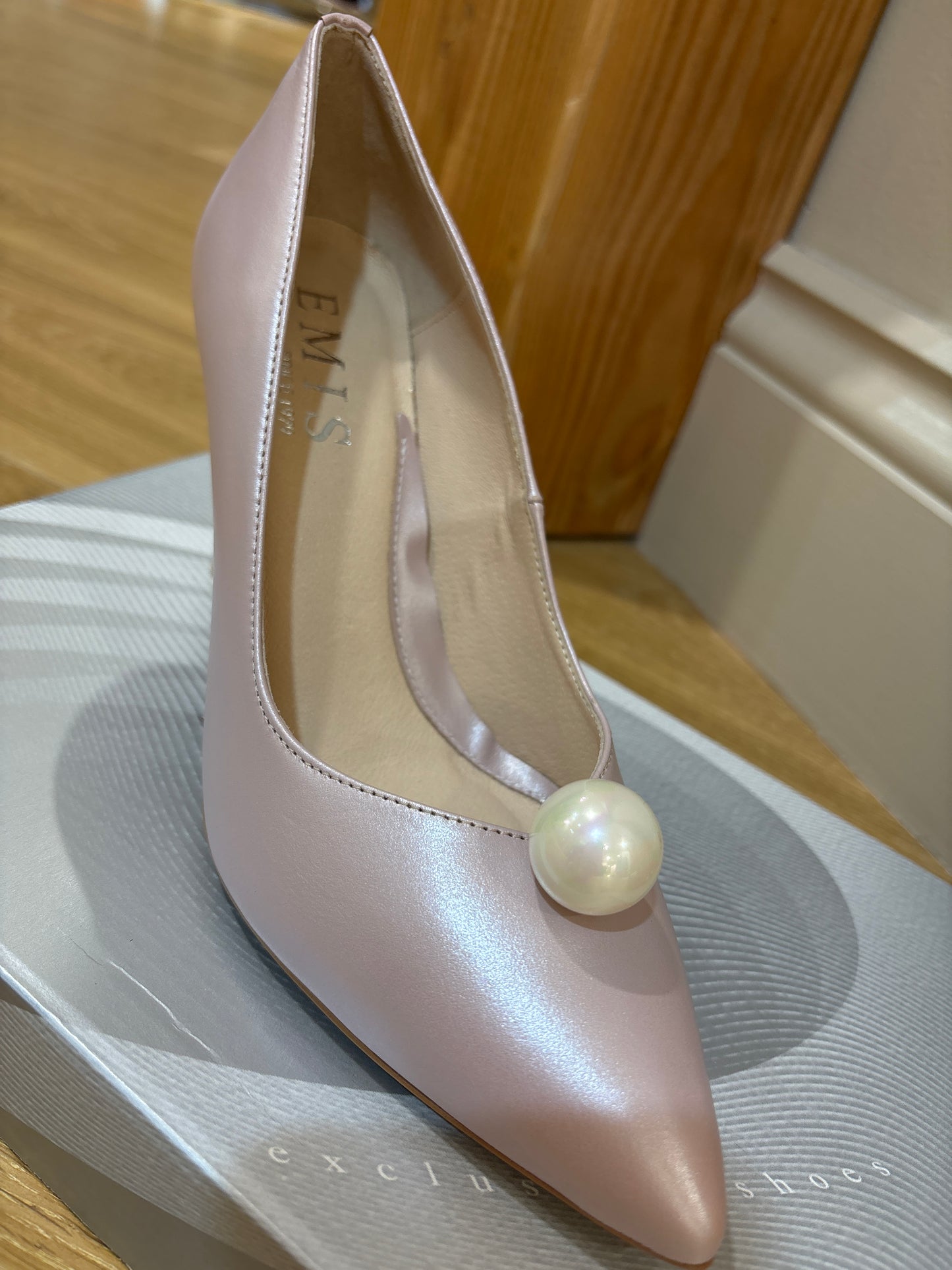 Emis Pink Pearl Shoe Cuban Heel