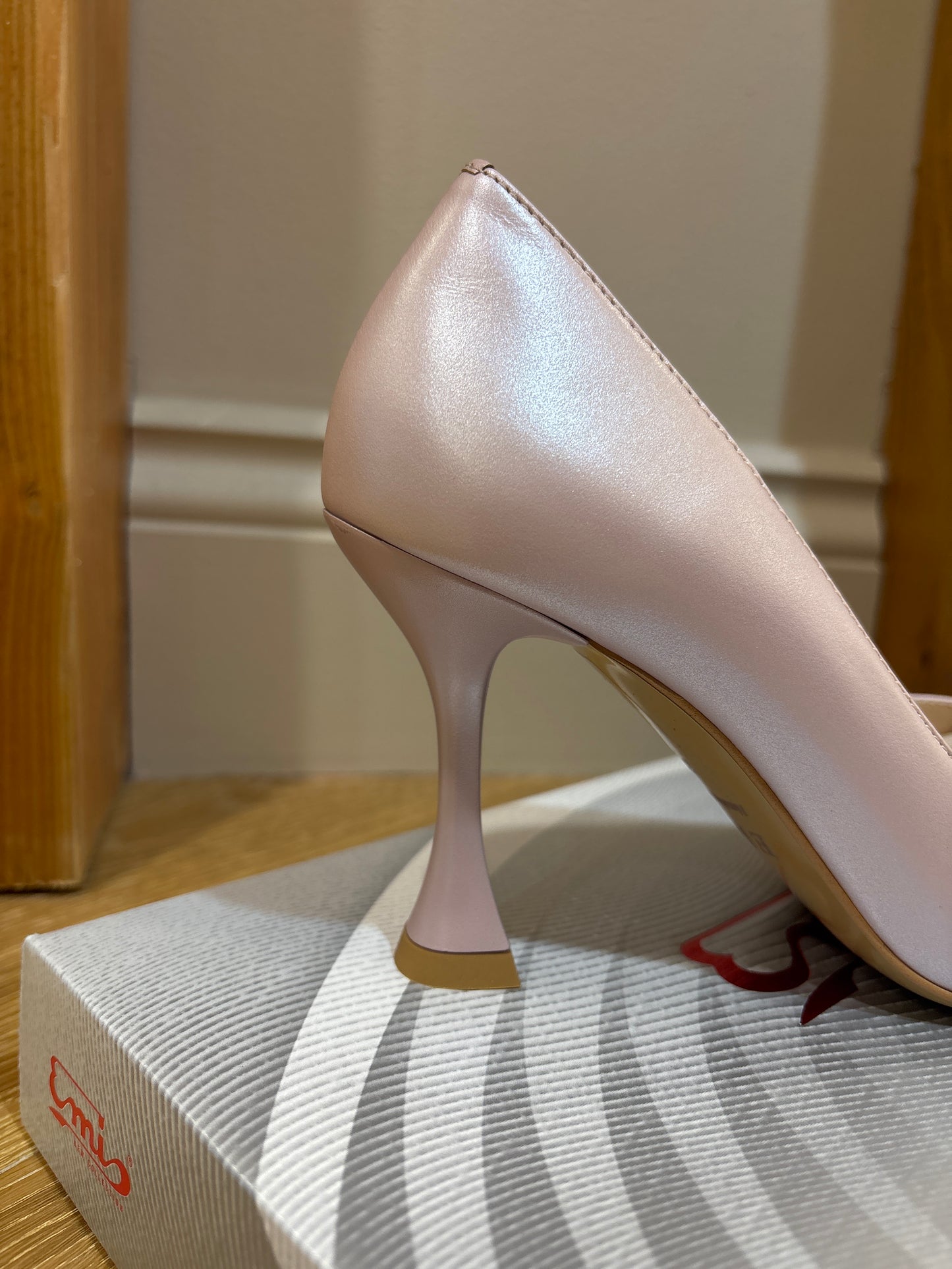 Emis Pink Pearl Shoe Cuban Heel