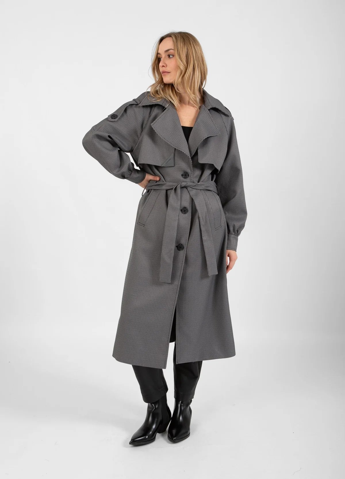 Coster Checked Trench in Grey Black