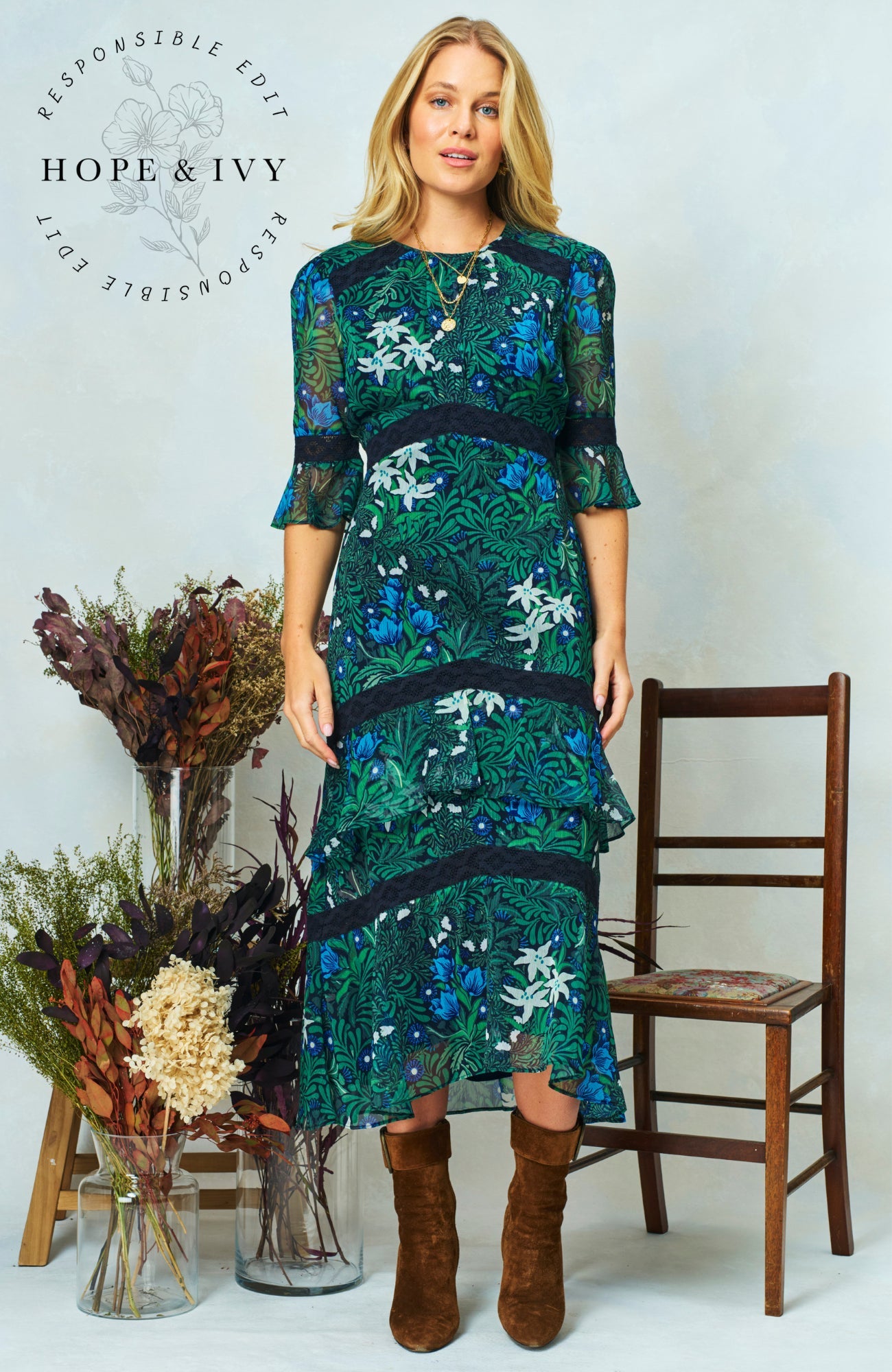 Hope & Ivy Jemima Green and Navy Dress