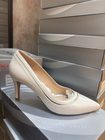 Emis Ivory & Gold Mid Heel Shoe