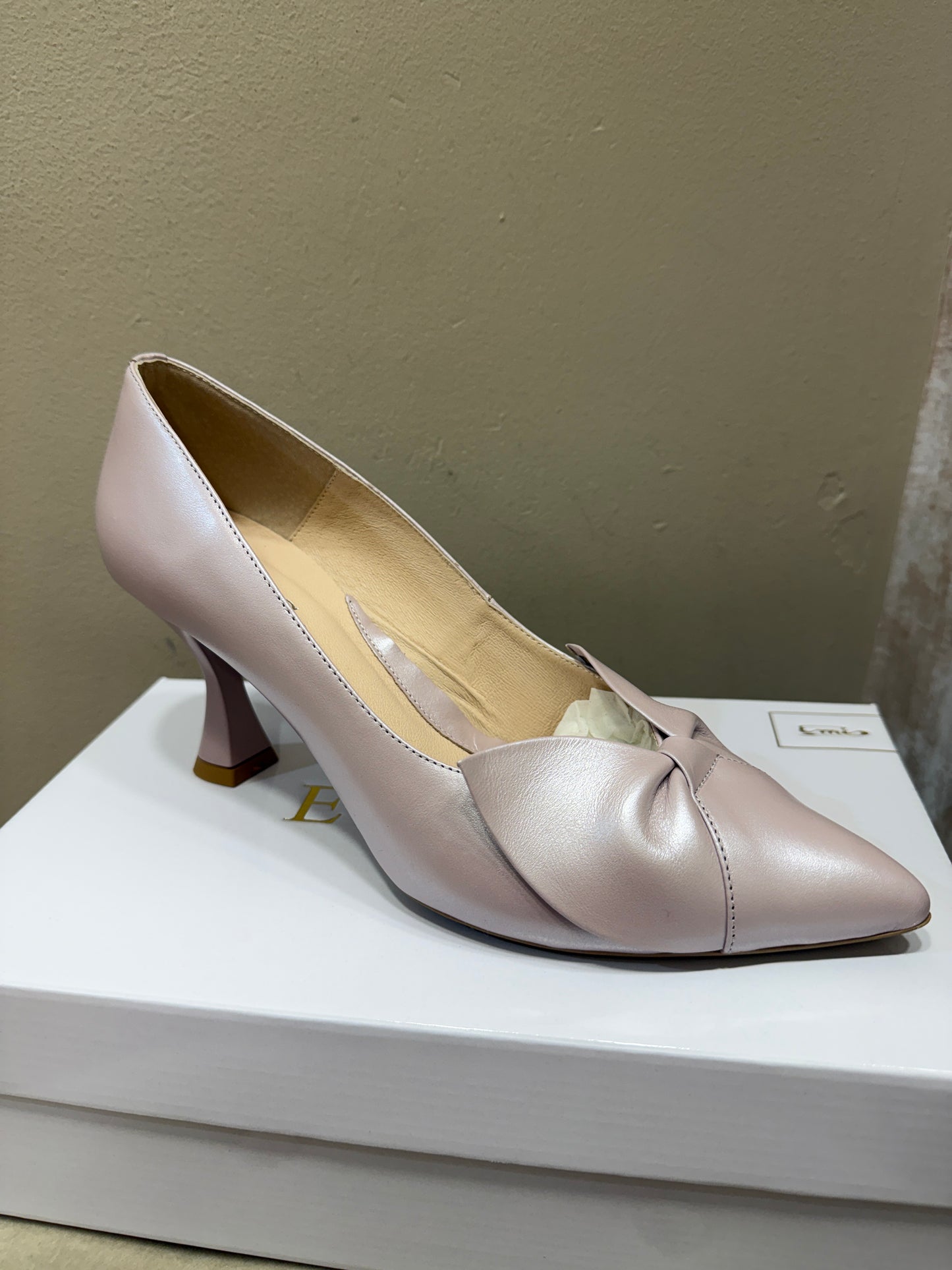 Emis Pink Nude Low Heel Front Bow Shoe