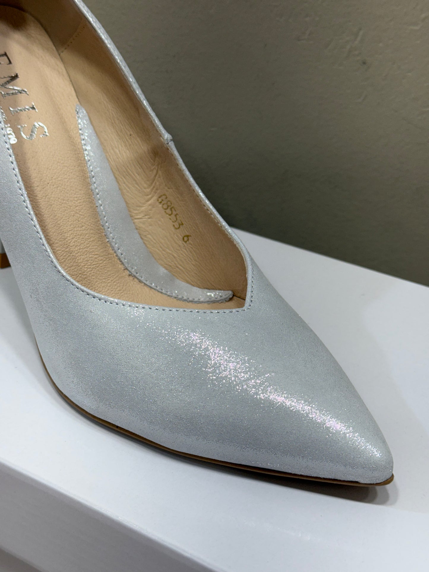 Emis White Silver Pointy Toe Heel