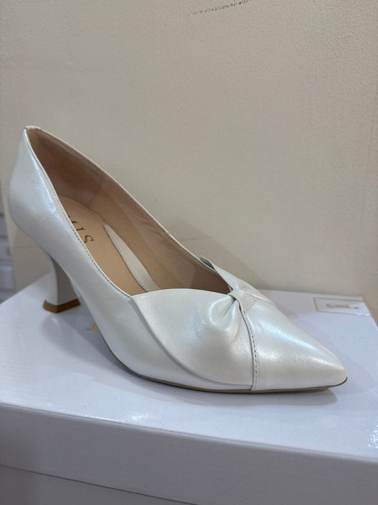 Emis Ivory Front Bow Shoe Low Cuban Heel