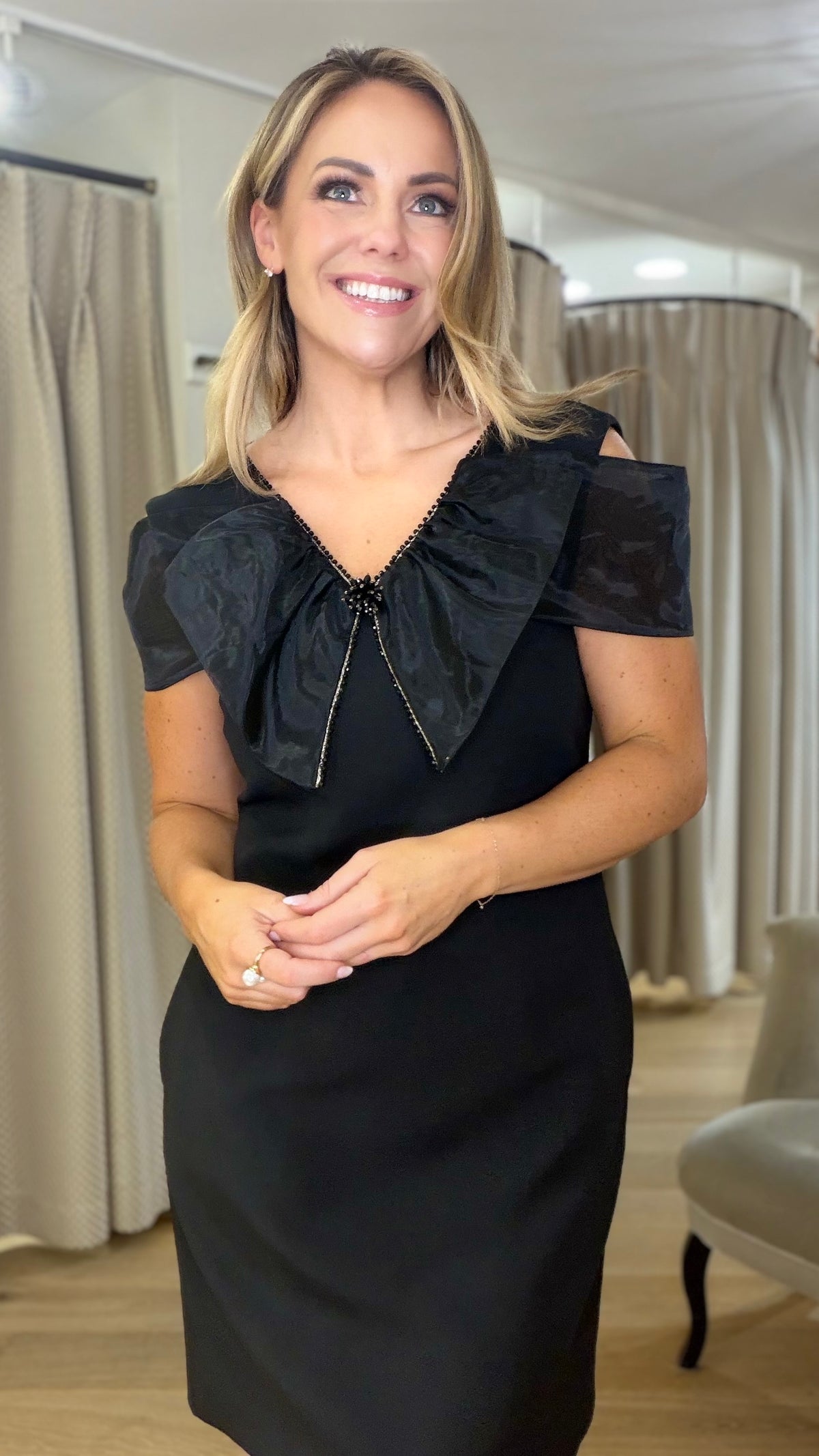 Fee G 886B/106 Coco Black Bow Dress