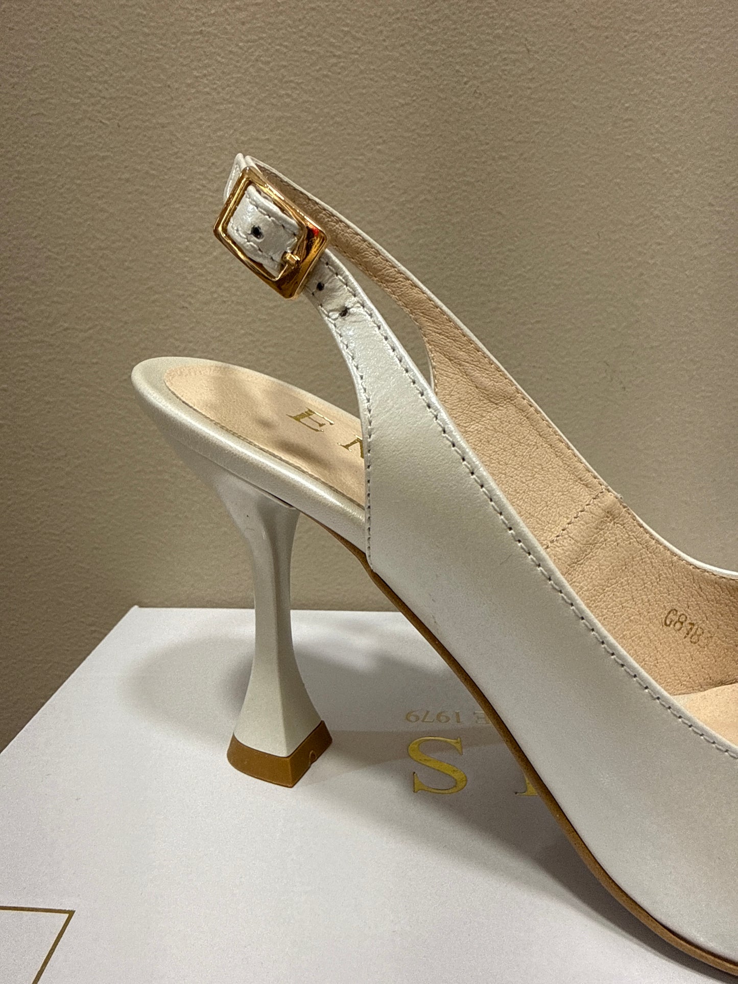 Emis Ivory Sling Back