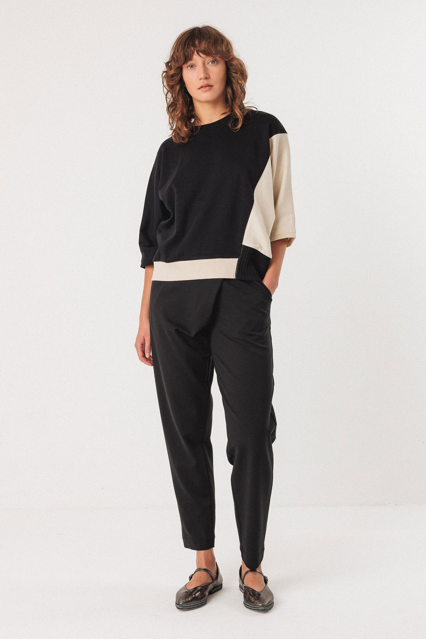SKFK Aloria Black & Cream Top