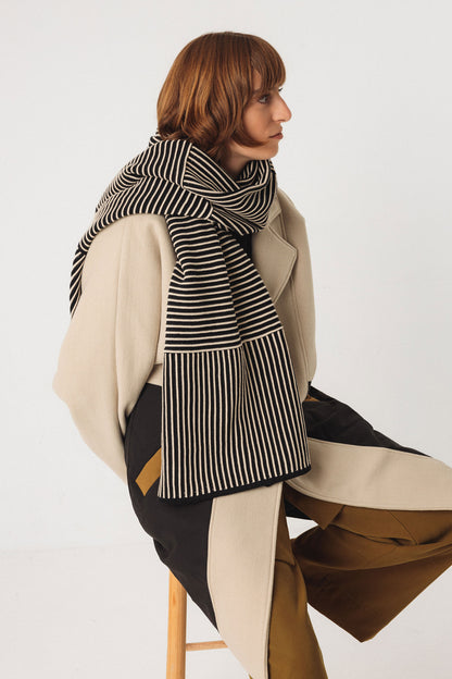 SKFK Arbea Black & Cream Scarf