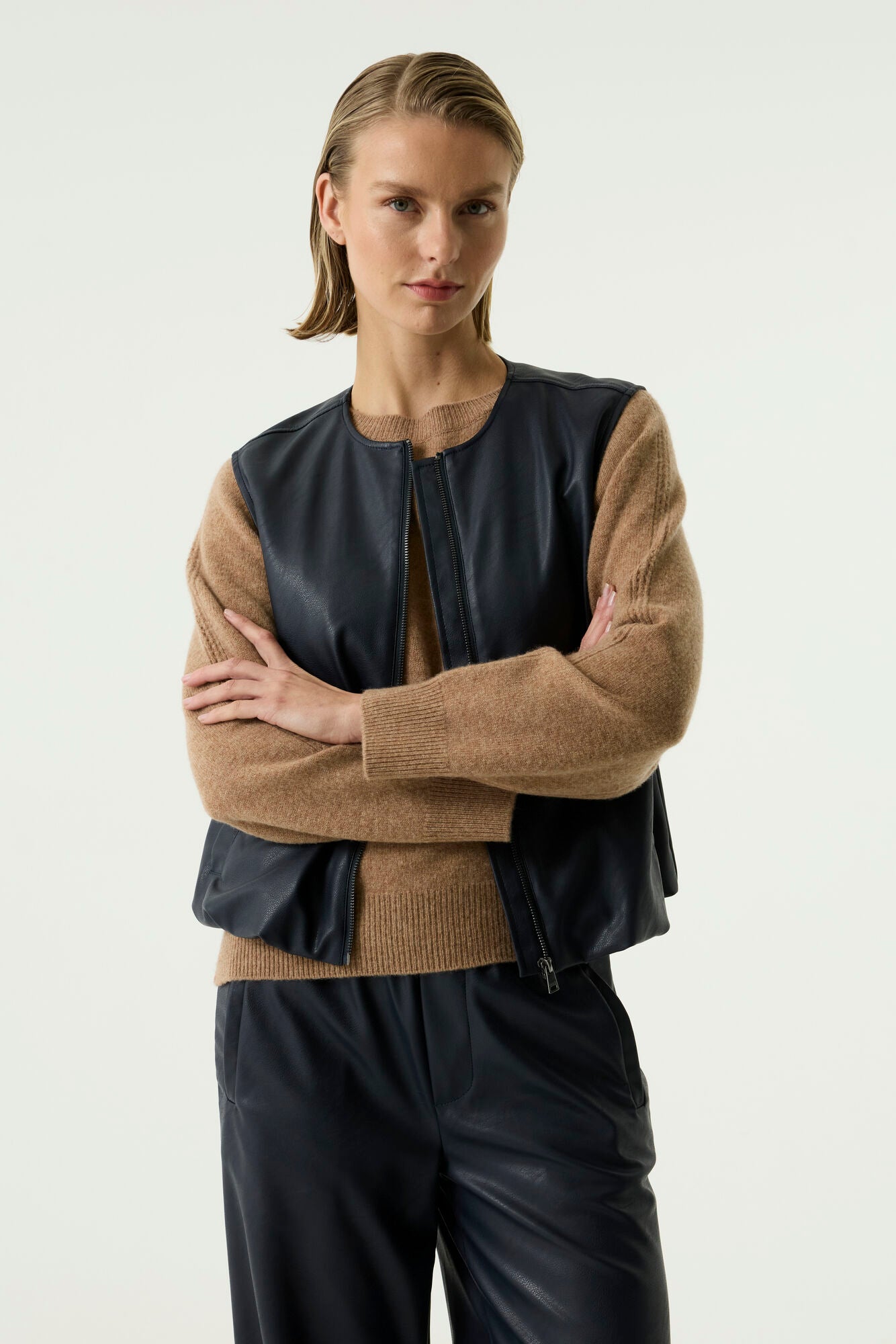 Garcia U260094 Dark Blue Leather Look Gilet